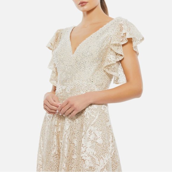 NWT $798 Mac Duggal [ 18 ] Embroidered Flutter Sleeve V-Neck Gown‎ Ivory #S738 - Picture 2 of 16